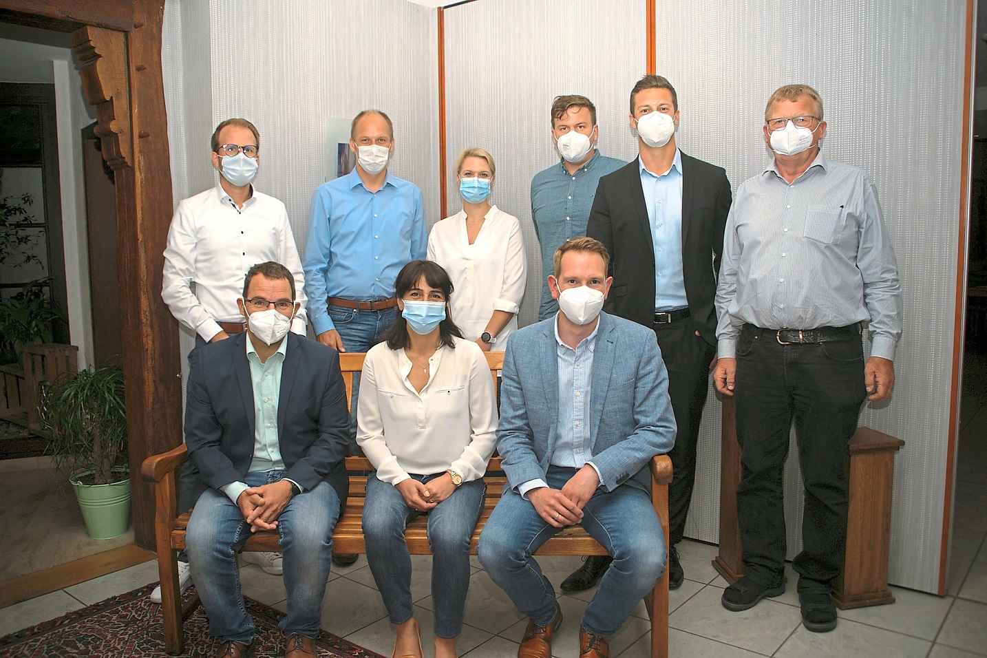 Werner Lemberg, Tülay Özyurt, Felix Höltmann (vordere Reihe v.l.), Christoph Wiesmann, Andre Gerbermann, Kristin Möwes, Florian Eßlage, David Schubert, Heinz Tertilt (obere Reihe v. l.); Foto: Klaus Meyer, WN Werner Lemberg, Tülay Özyurt, Felix Höltmann (vordere Reihe v.l.), Christoph Wiesmann, Andre Gerbermann, Kristin Möwes, Florian Eßlage, David Schubert, Heinz Tertilt (obere Reihe v. l.); Foto: Klaus Meyer, WN