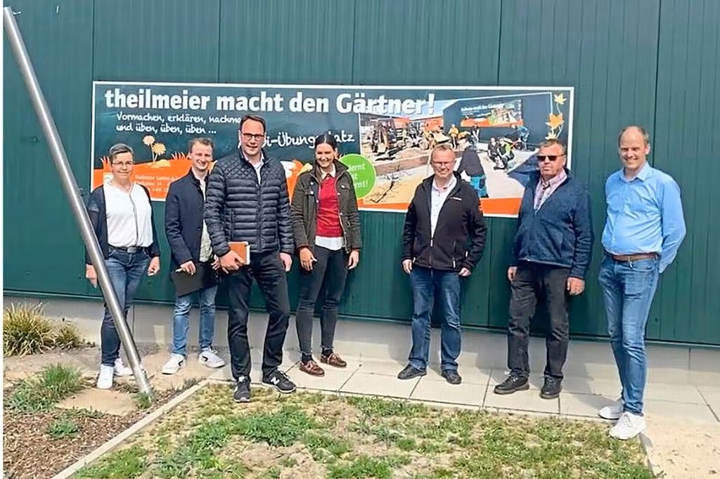 Gabi Theilmeier, Lasse Lohmann, Markus Hner, Katrin Schulze Zurmussen, Edgar Theilmeier, Heinz Tertilt, Andre Gerbermann (v.l.n.r.)